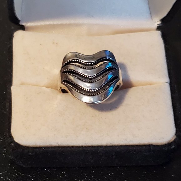 Size 7 Stainless Steel Ring Tribal Theme Unisex - Picture 1 of 3